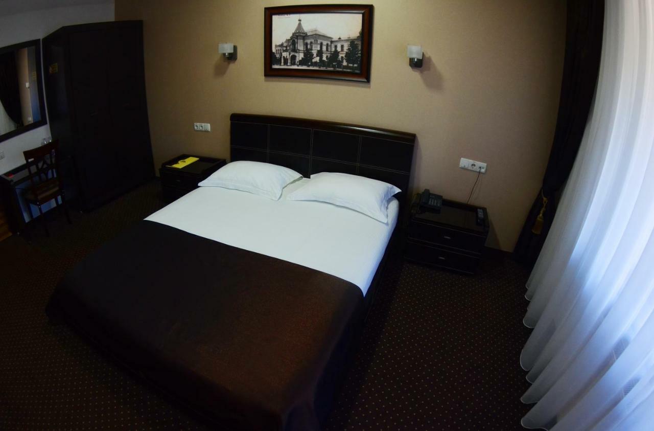 Hotel Complex Dacha Vinnytsia Bagian luar foto